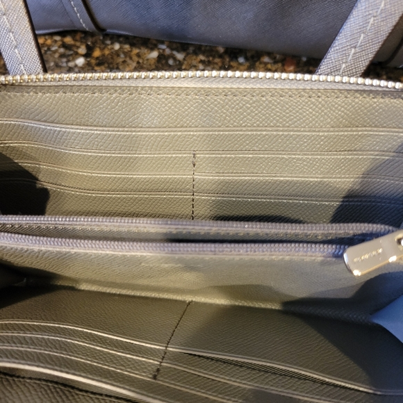 Coach Peyton and wallet - Picture 7 of 7